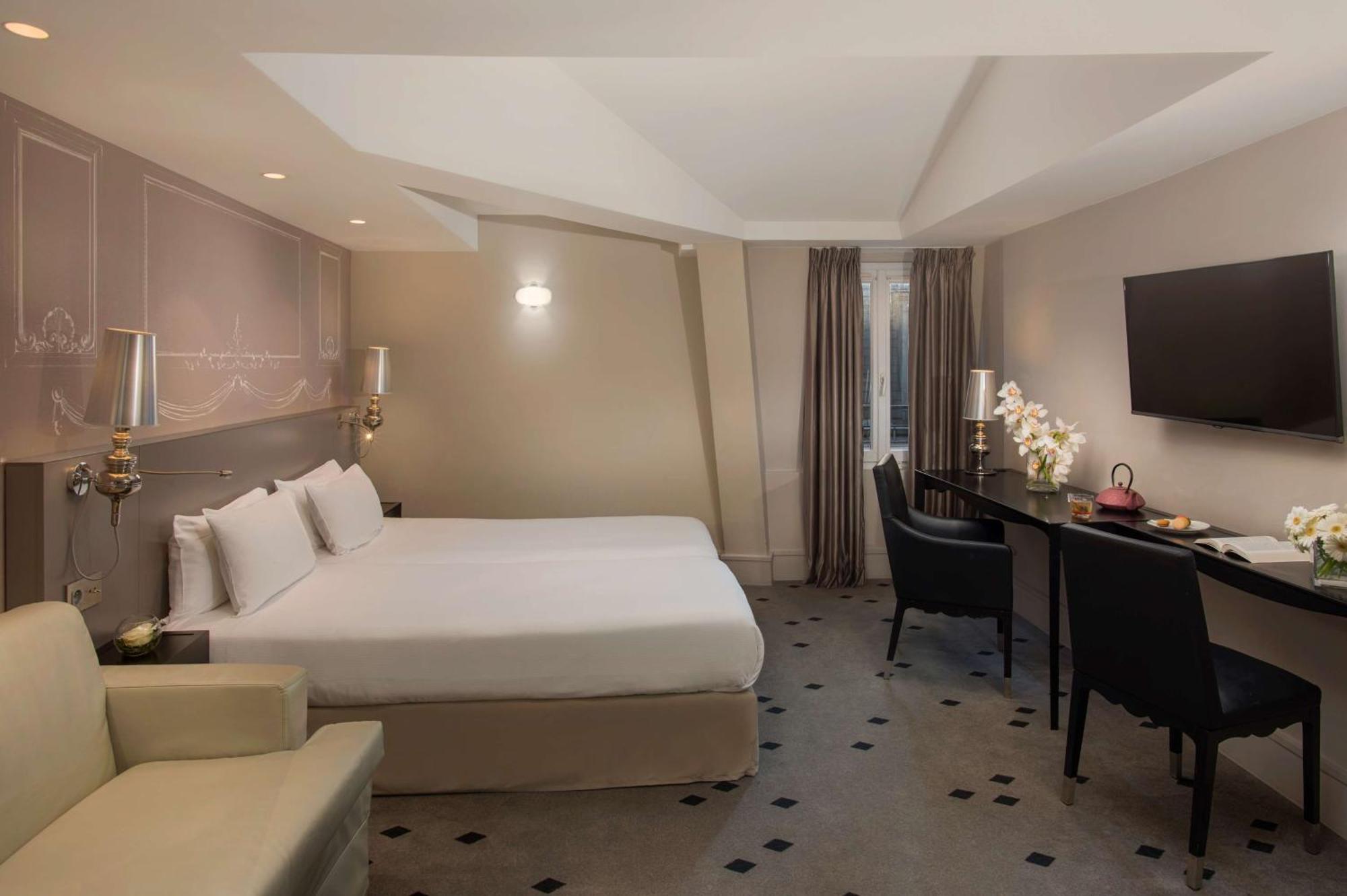 Nh Paris Champs-Elysees Bagian luar foto