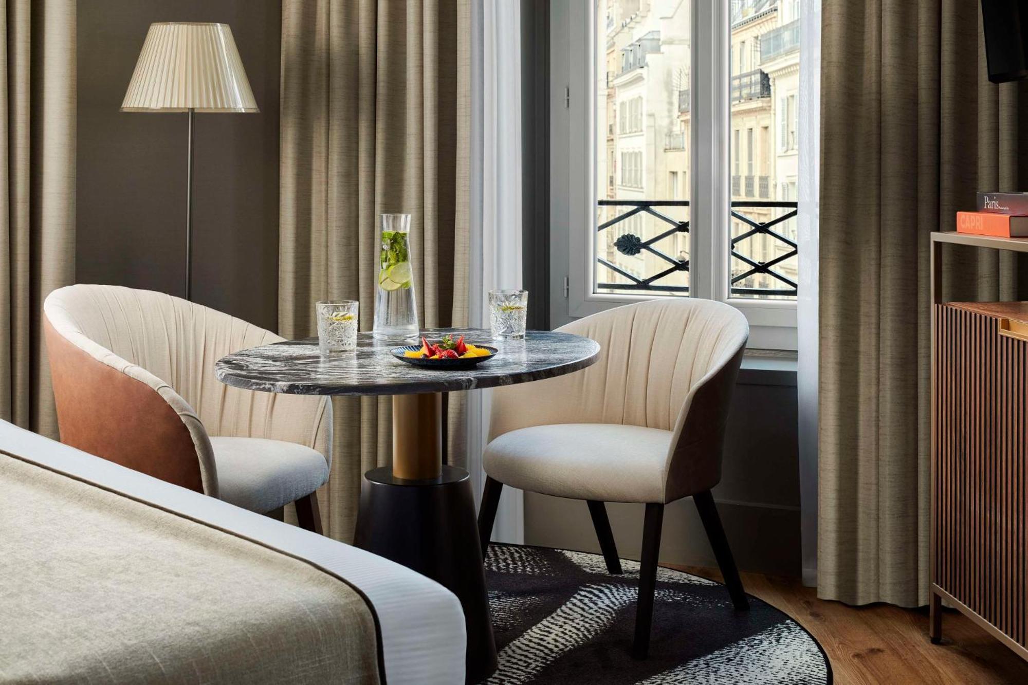 Nh Paris Champs-Elysees Bagian luar foto